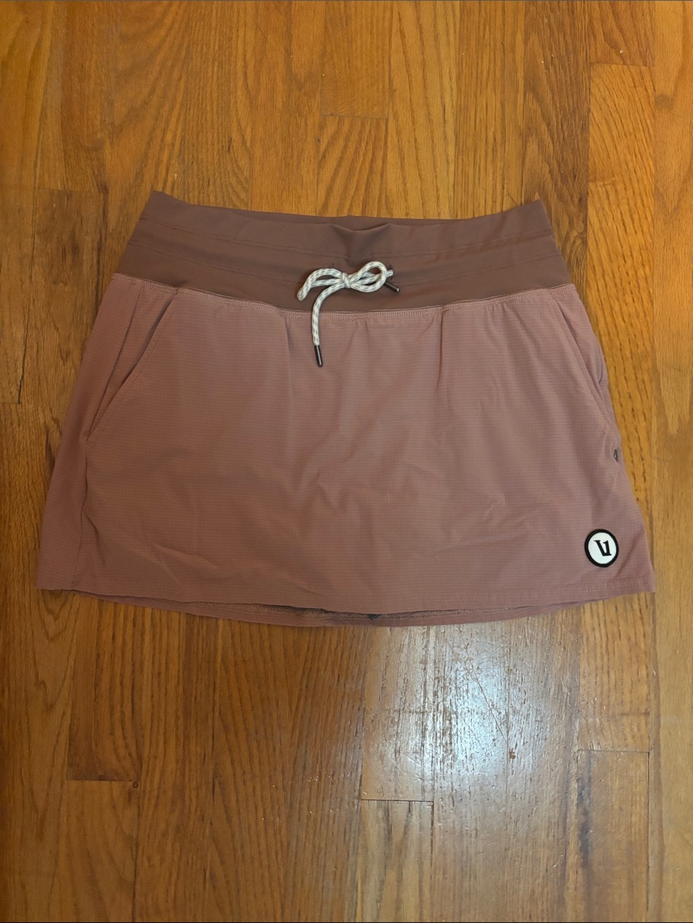 Vuori Women's Mini Skirt in Dusty Rose with Drawstring